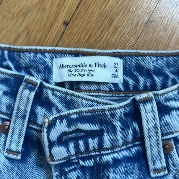 Abercrombie 90s straight ultra high rise jeans - Picture 2 of 3